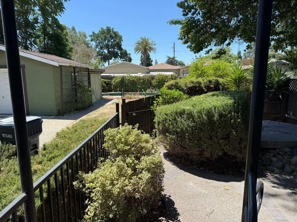 561 Mcleod Street, Livermore, CA 94550 photo 2