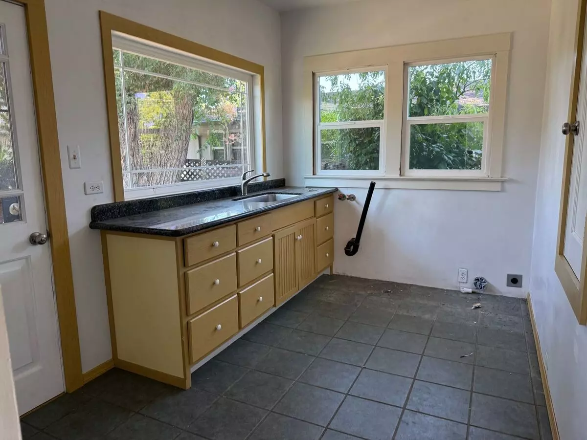 561 Mcleod Street, Livermore, CA 94550 photo 3