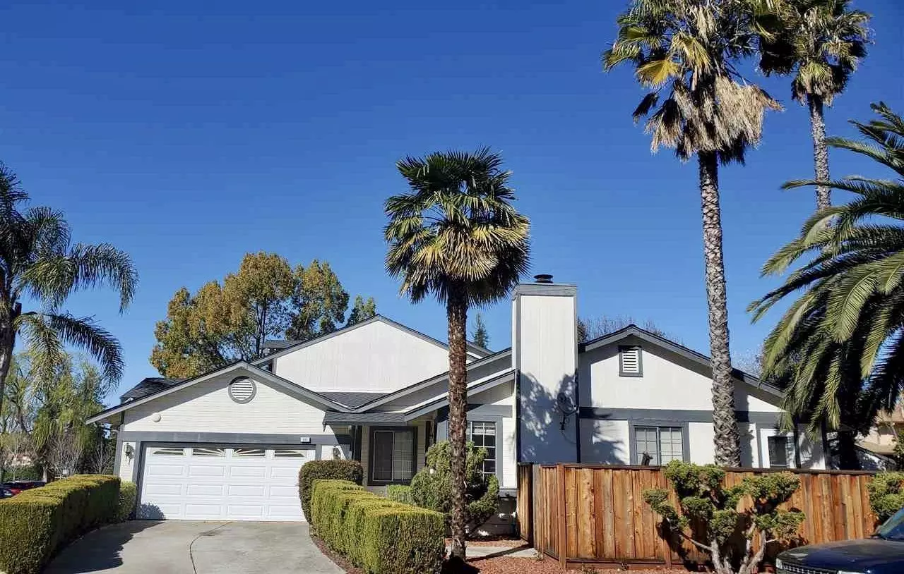593 Andrea Cir photo 3