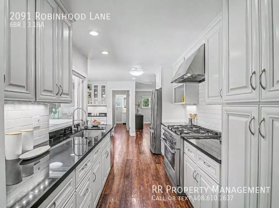 2091 Robinhood Ln photo 5