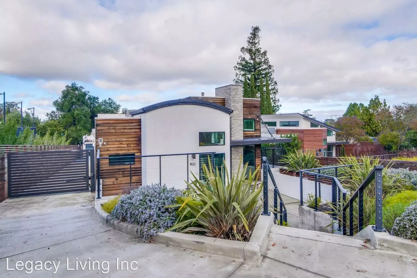 Amazing Furnished Home Located by Los Altos Country Club photo 5
