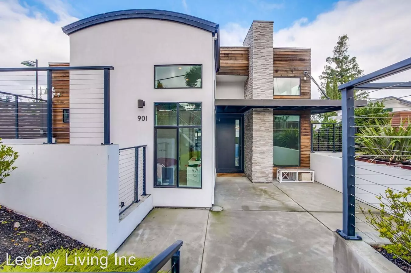 Amazing Furnished Home Located by Los Altos Country Club photo 2
