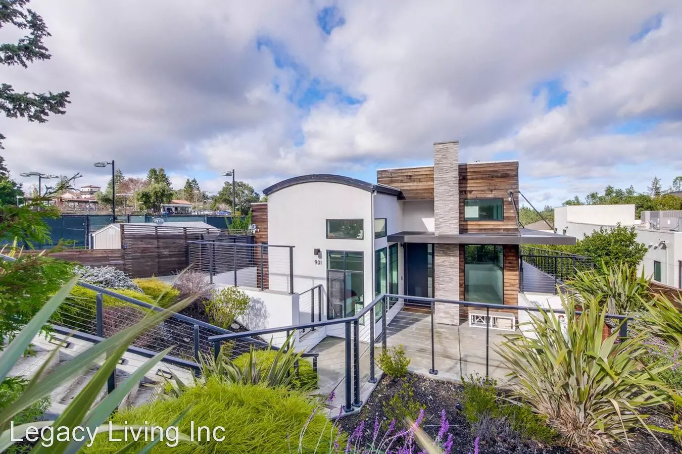 Amazing Furnished Home Located by Los Altos Country Club photo 4