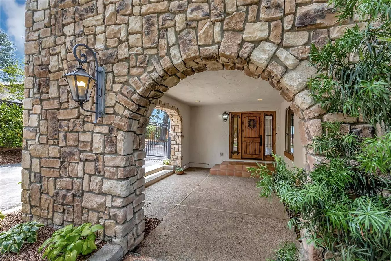 370 Quinnhill Avenue, Los Altos, CA 94024 photo 4
