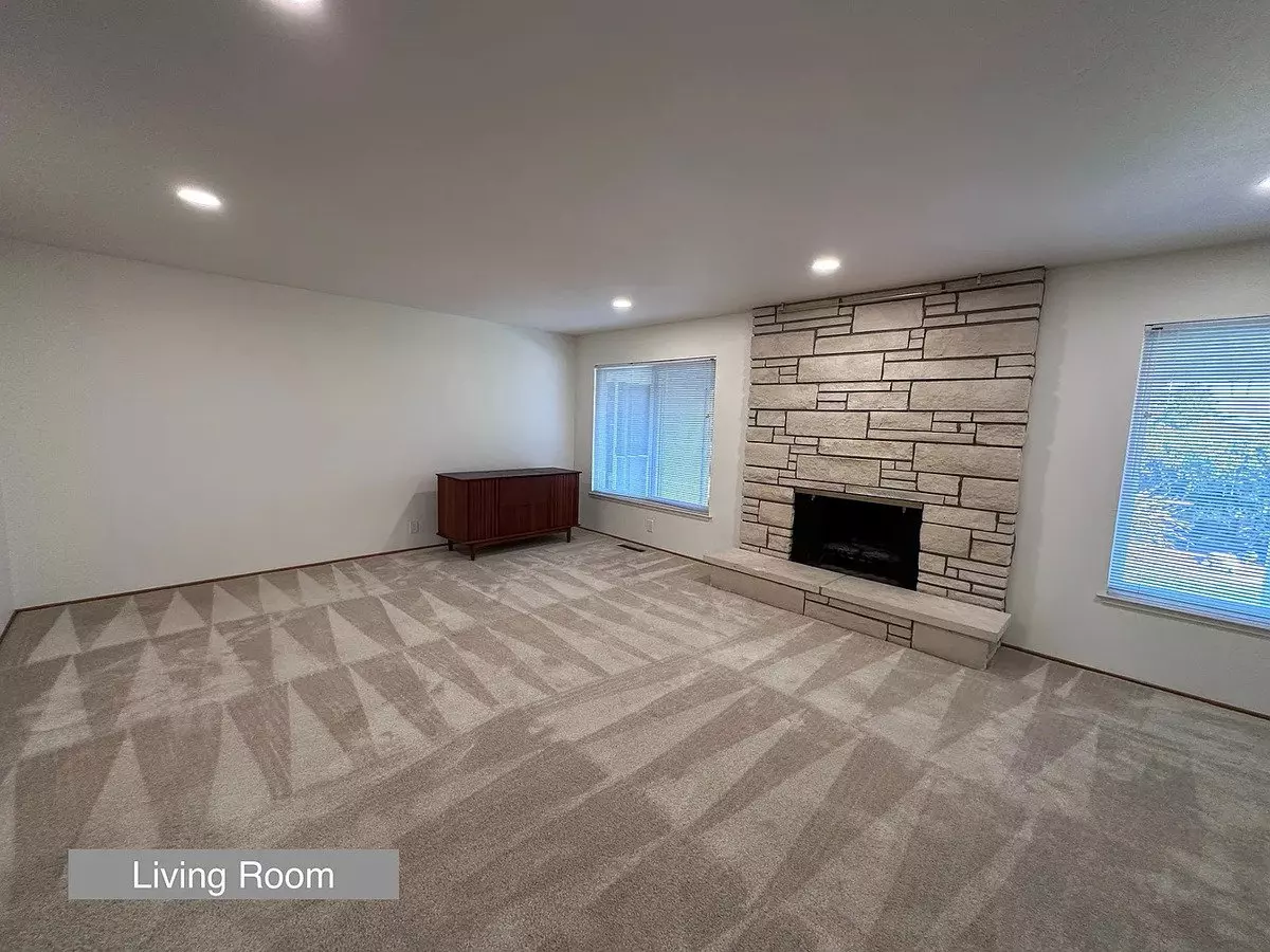 Beautiful 3-bedroom Home In The Highlands Of Los Altos ? Over 2,000 S photo 2