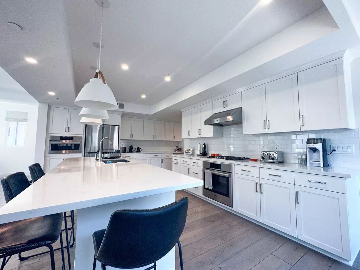 15016 Briggs Ct photo 5