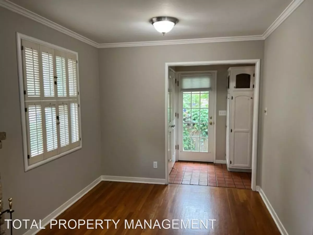 317 Almendra Avenue, Los Gatos, CA 95030 photo 2