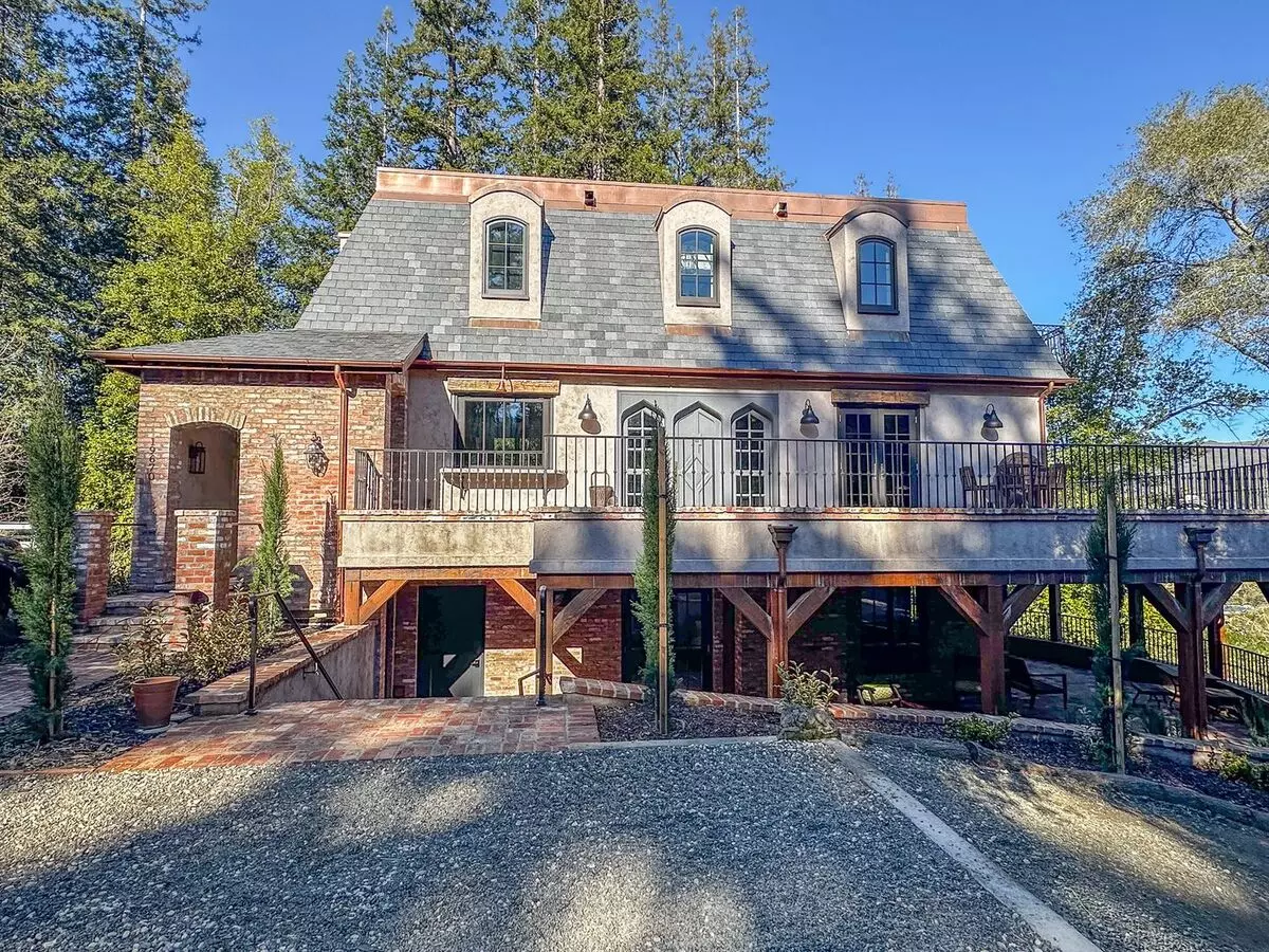 19802 Old Santa Cruz Highway Los Gatos, CA 95033