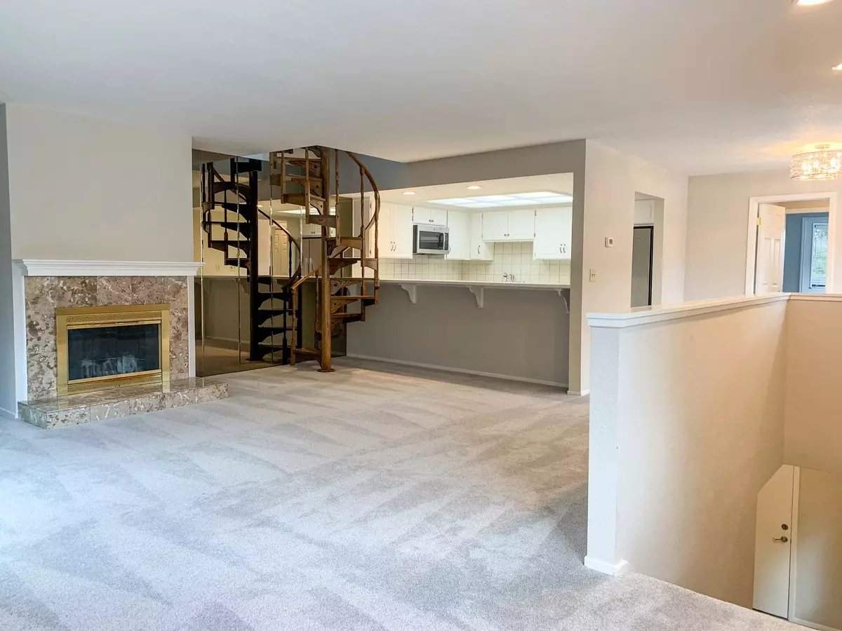 Bayview Los Gatos Lovely Townhome With Roof Top Deck And Incredible VI photo 3