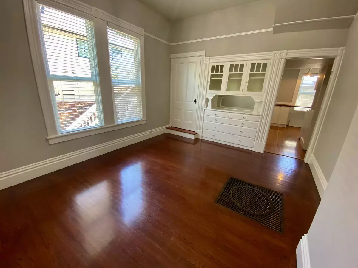 100 Wilder Ave photo 4