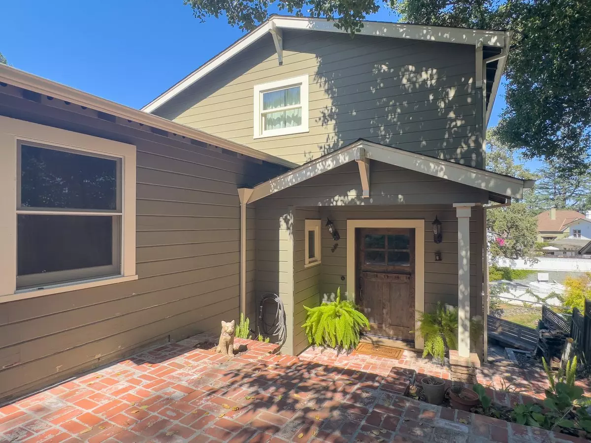 93 Fairview Plz photo 5