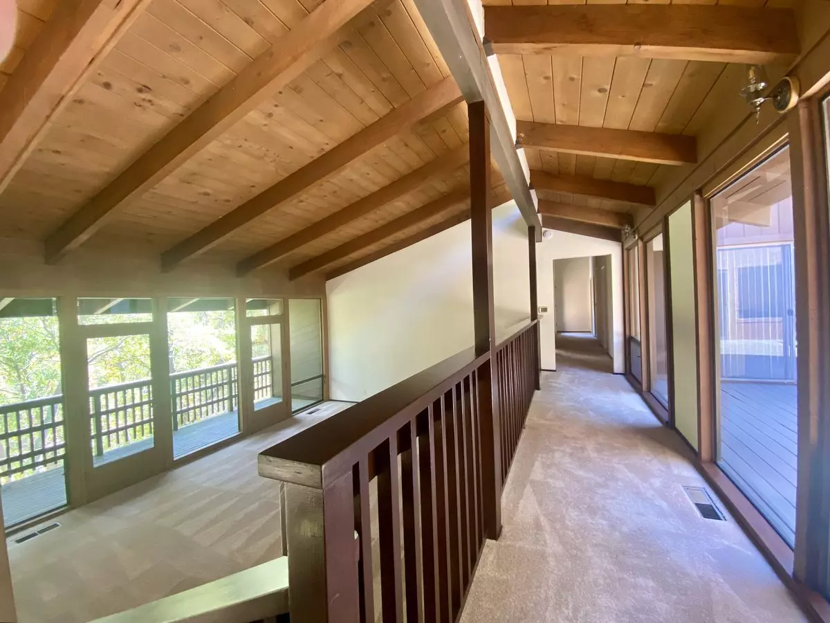 101 Ravinia Way, Los Gatos, CA 95032 photo 2