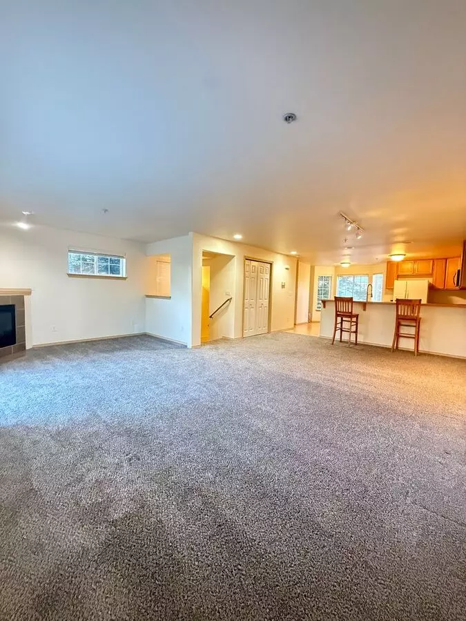 17422 52nd Ave W photo 2
