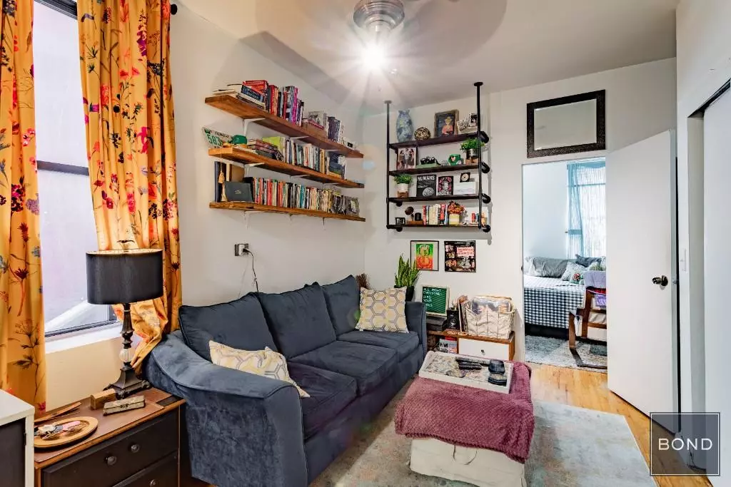 103 West 105th Street photo 4