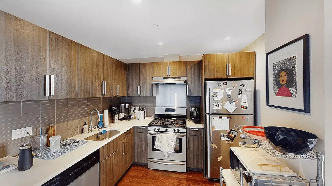 12-15 Broadway photo 2