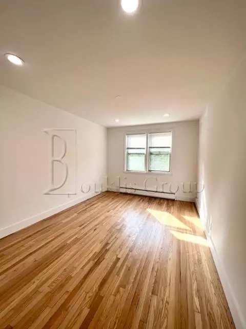 22-31 47th Street photo 3