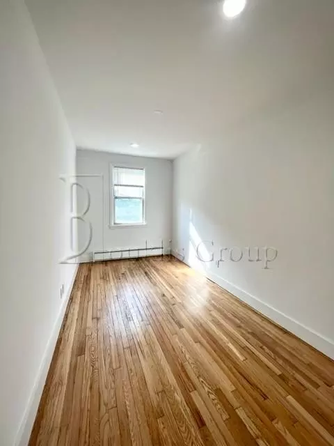22-31 47th Street photo 5