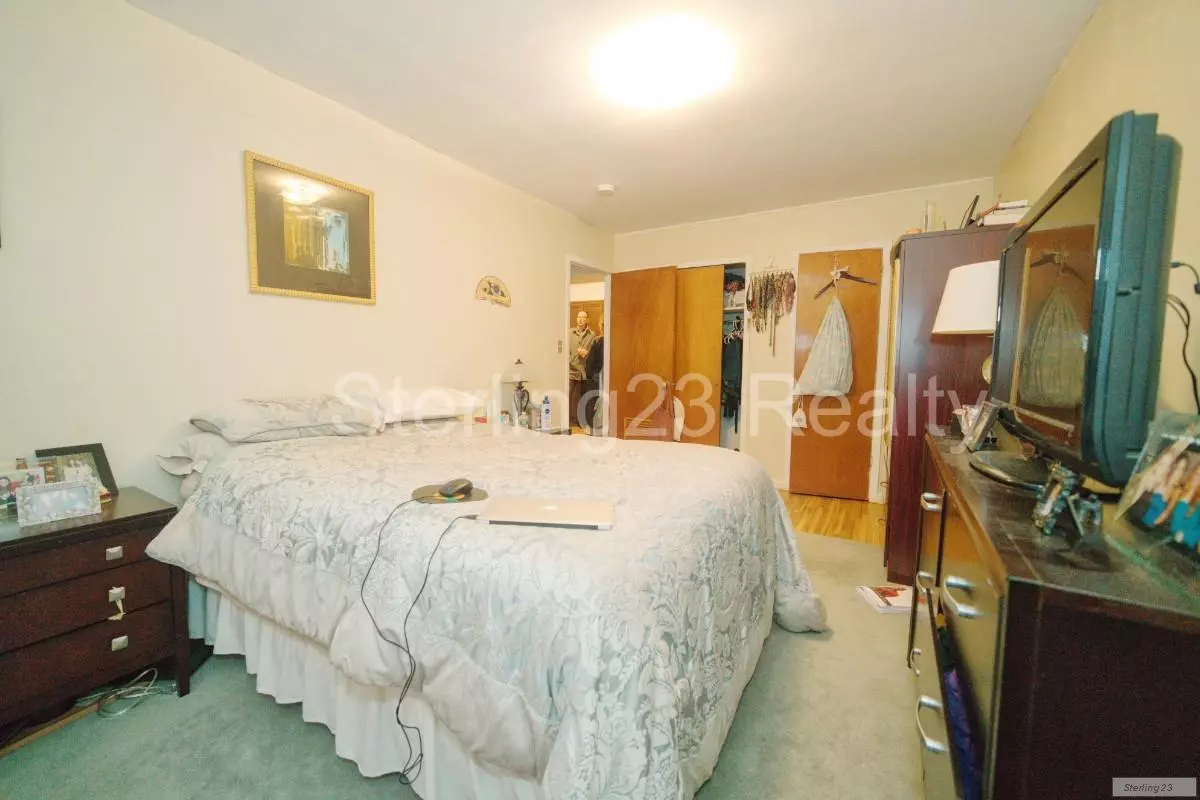 30-14 29th Street photo 4