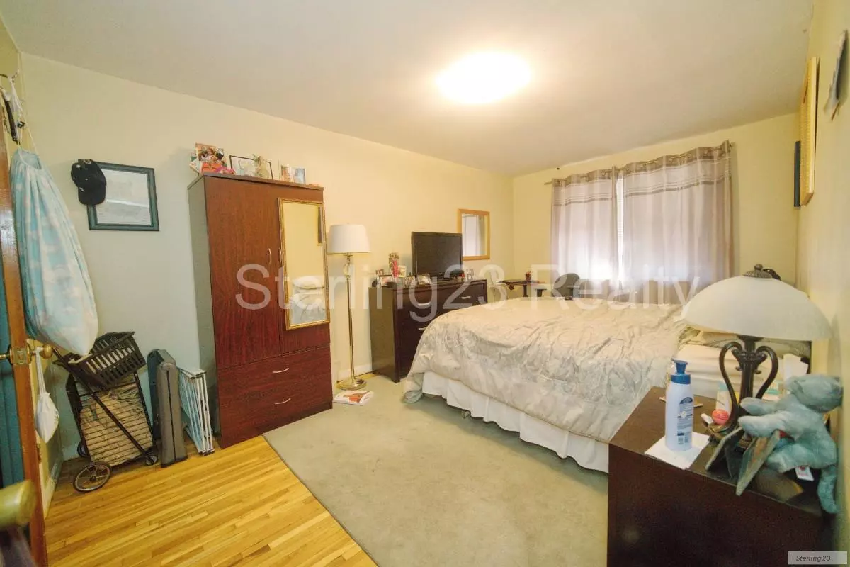 30-14 29th Street photo 5