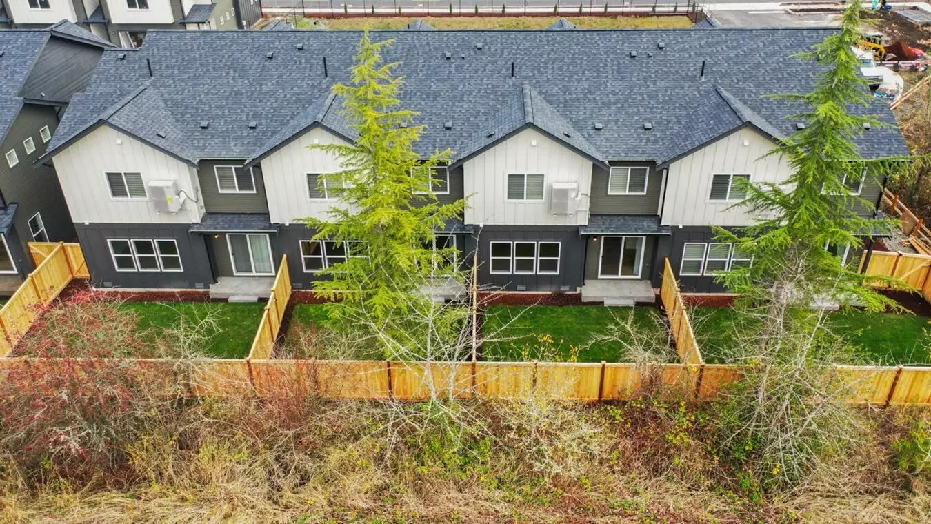 Spruce Prairie Homes photo 3