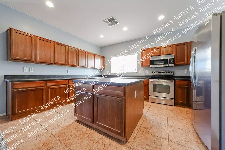 18166 N Jameson Dr Maricopa, AZ 85138 photo 4