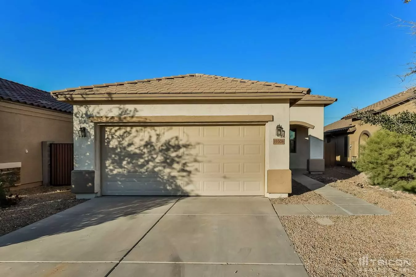19308 North Toledo Avenue, Maricopa, AZ 85138 photo 2