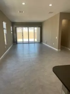 40802 W Sunland Dr photo 4