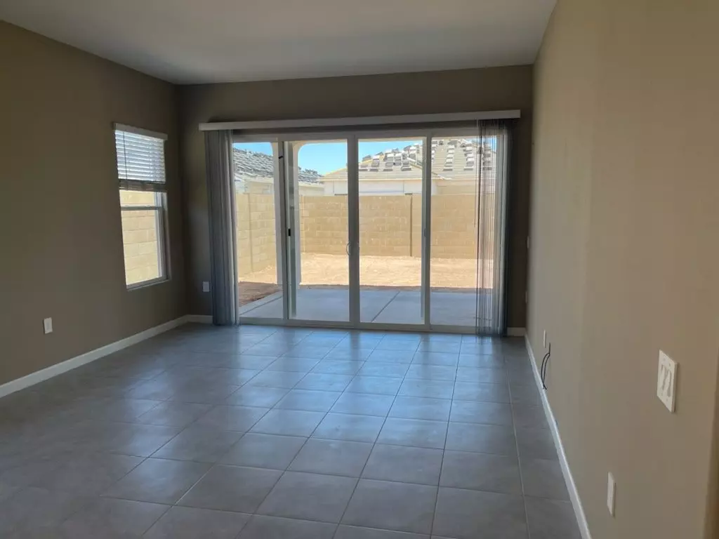 40802 W Sunland Dr photo 5