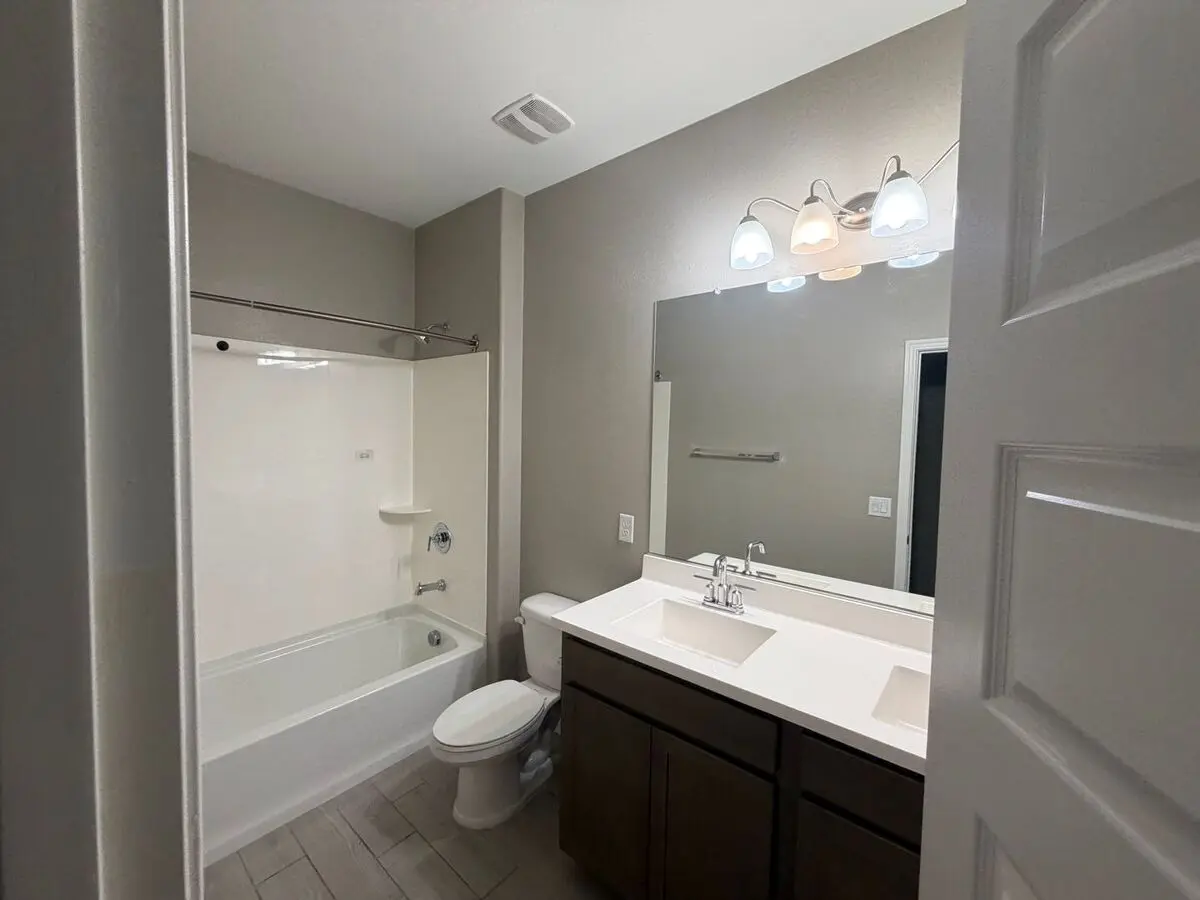 40946 W Hillman Dr, Maricopa, Az 85138 – Mountain Views &amp; No Rear Neighbor – $1,895/month photo 2