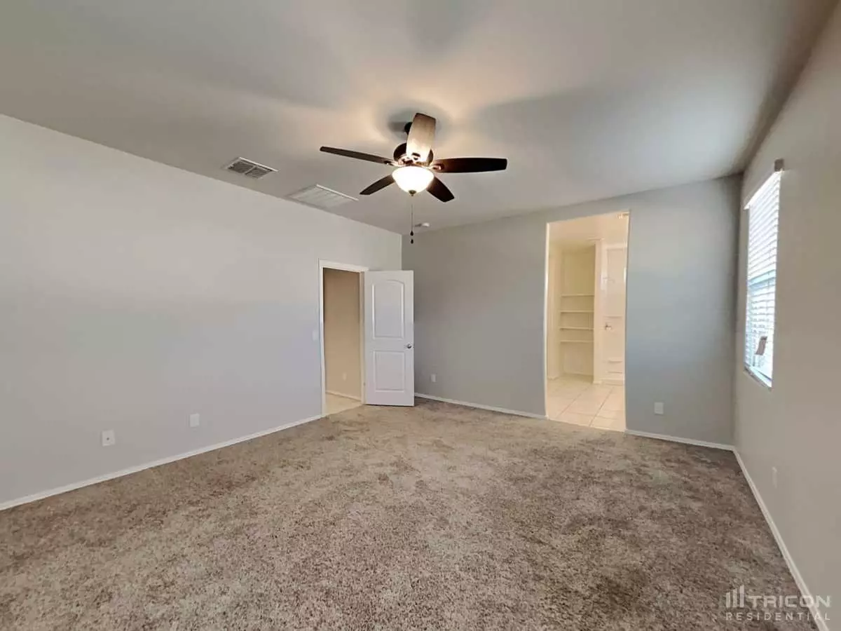 41858 Plata Street Maricopa Az photo 5