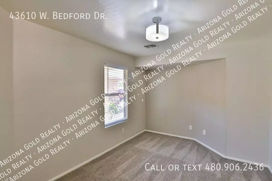 43610 W Bedford Dr photo 5