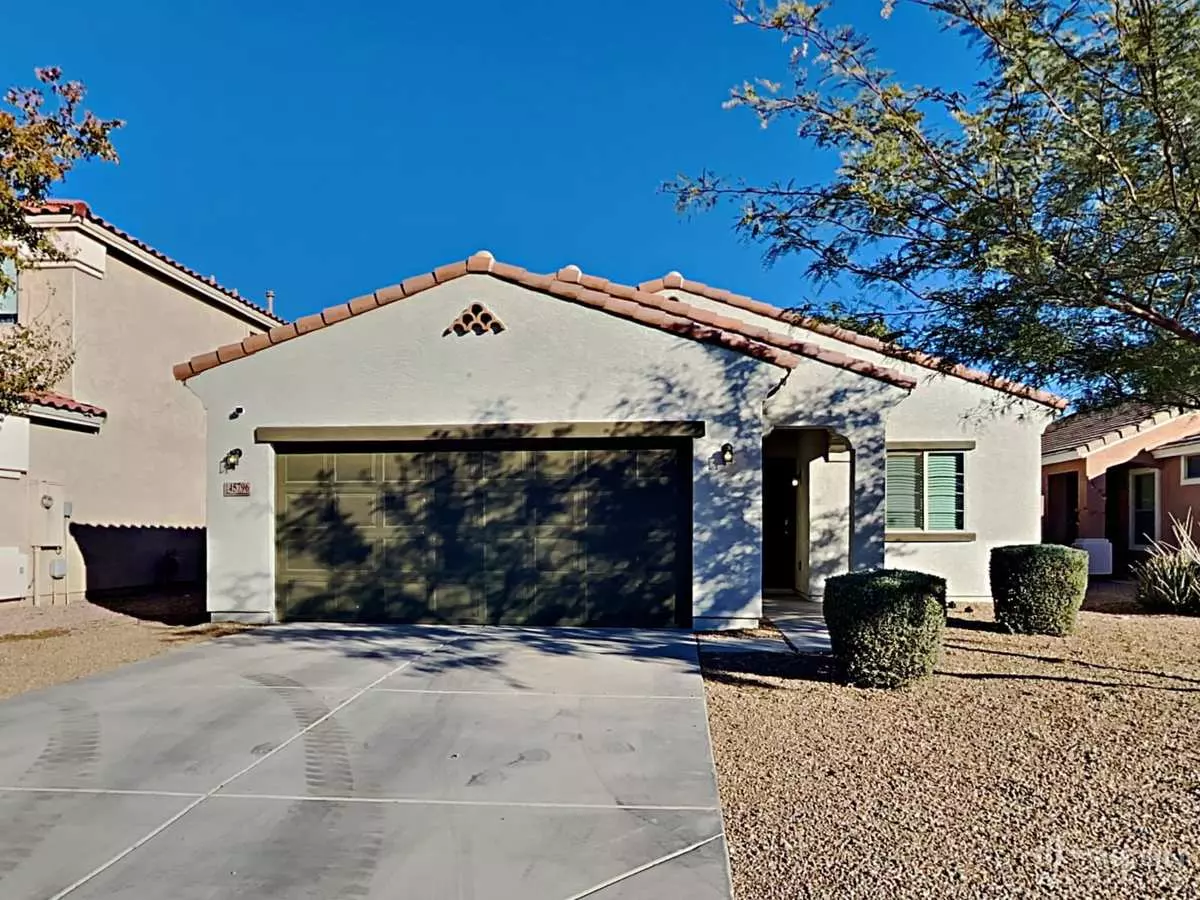45683 W Rainbow Drive photo 4