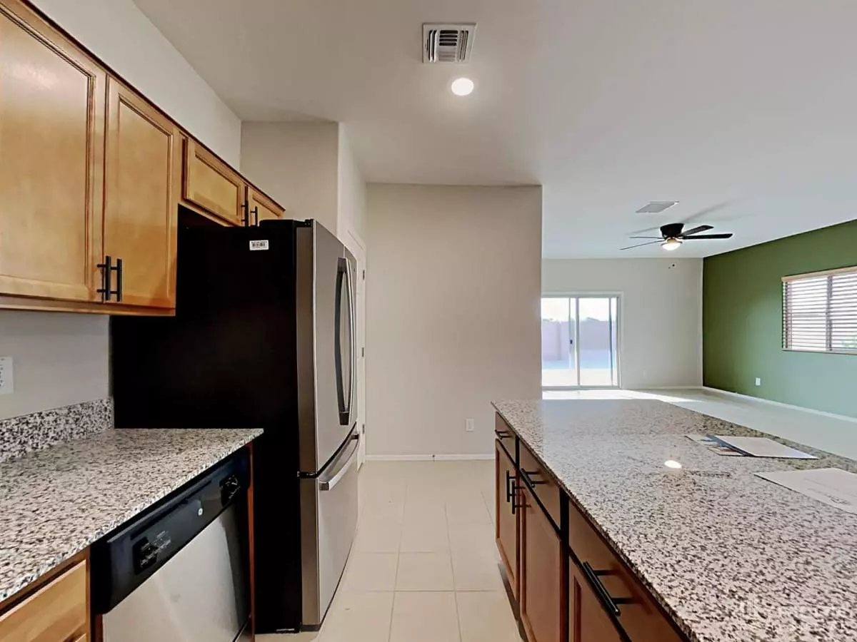 45959 West Ranch Road, Maricopa, AZ 85139 photo 2