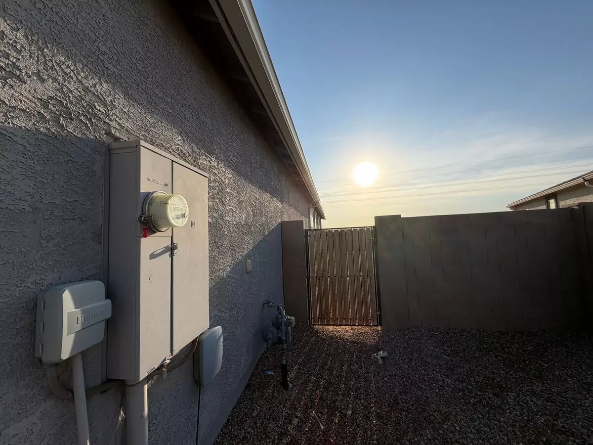 Spacious 4-bedroom Home In Maricopa – 22705 N Rummler Ln photo 2