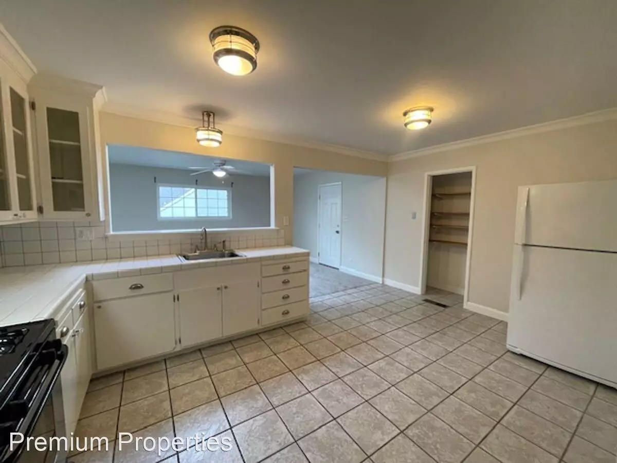 1321 Veale Avenue, Martinez, CA 94553 photo 5