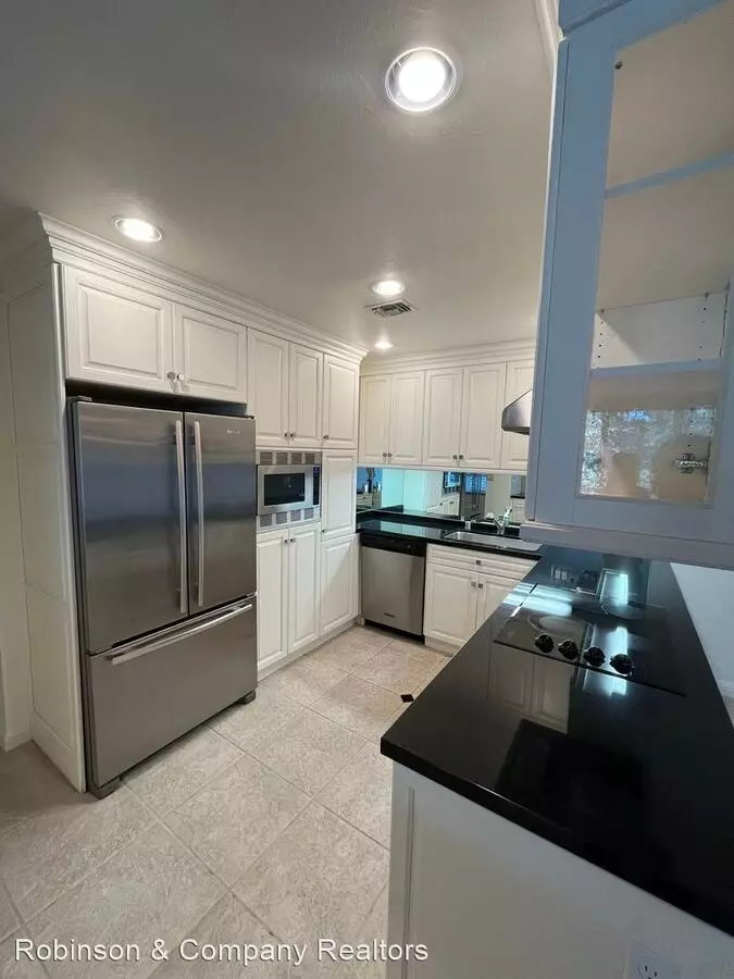1330 University Drive #33 photo 4
