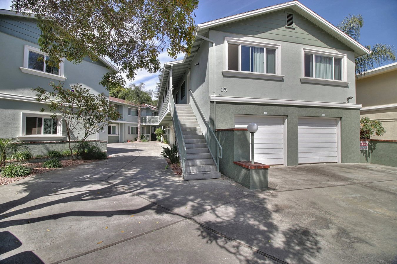 Menlo Park Apartments photo 2