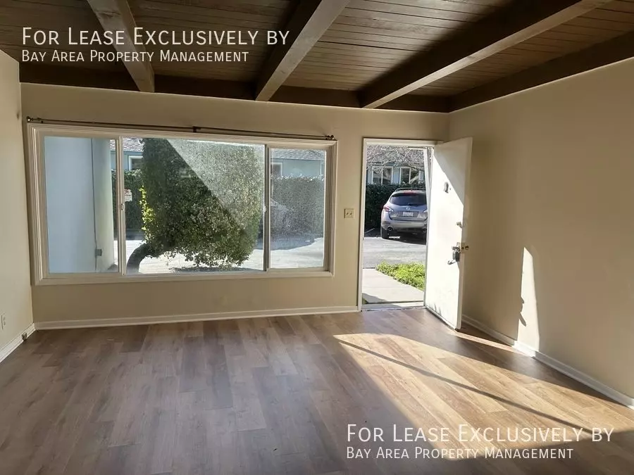 1965 Euclid Avenue, Menlo Park, CA 94025 photo 2