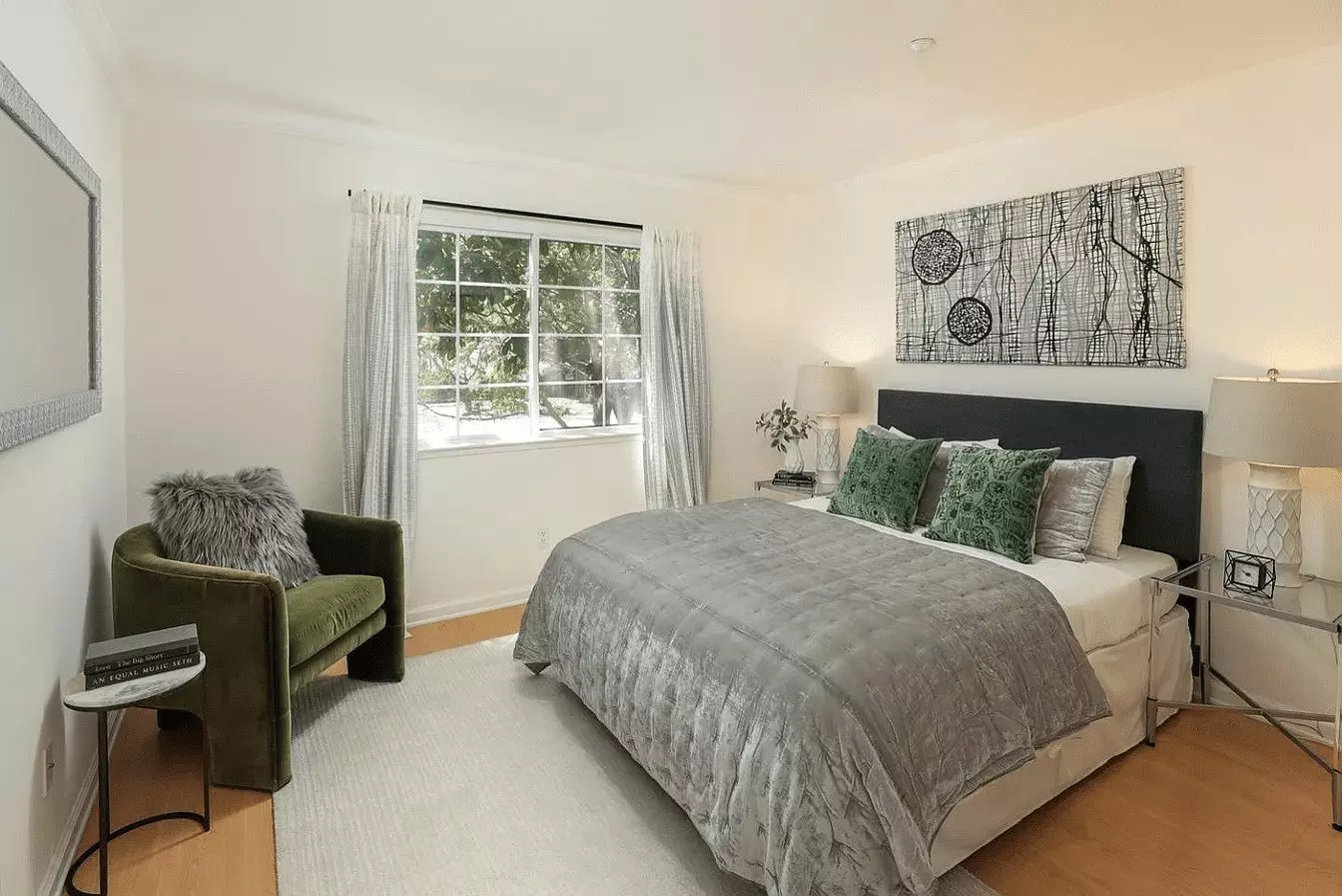 20 Willow Rd Apt 14 photo 4