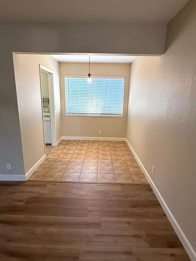 723 Menlo Avenue, Menlo Park, CA 94025 photo 2