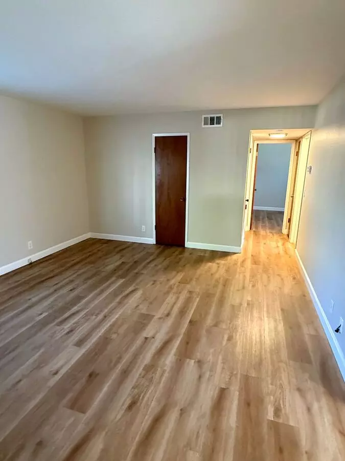 723 Menlo Avenue, Menlo Park, CA 94025 photo 3