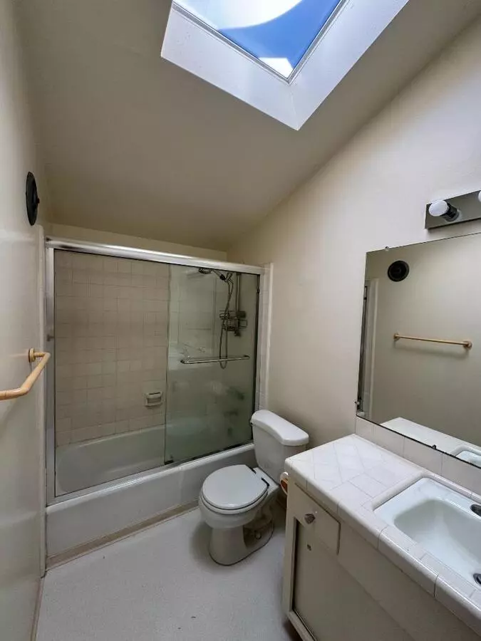 730 Cambridge Avenue, Menlo Park, CA 94025 photo 3