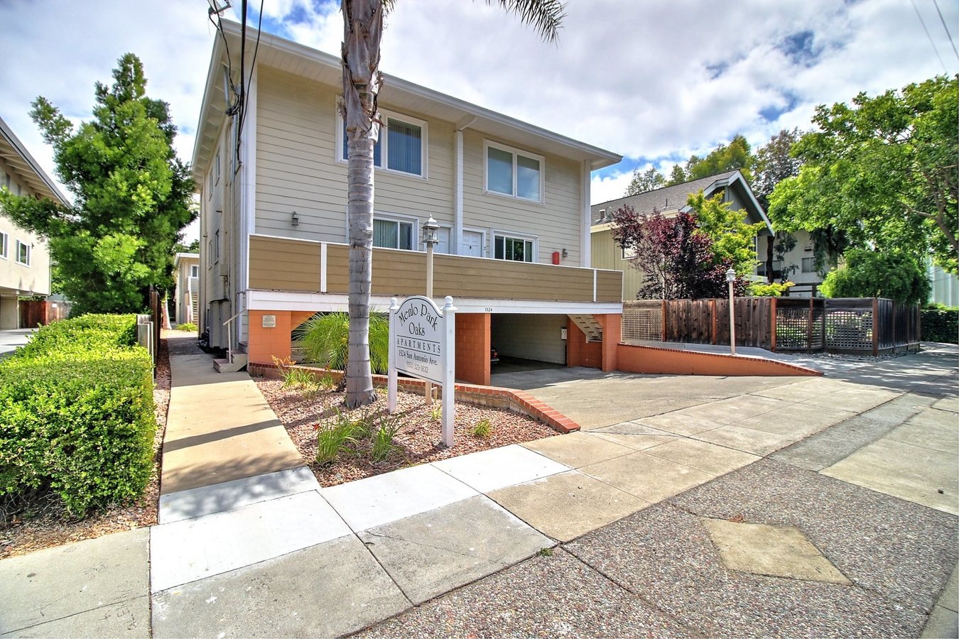 Menlo Park Oaks photo 5