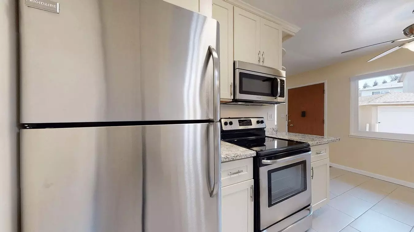 12 Coleman Pl photo 2