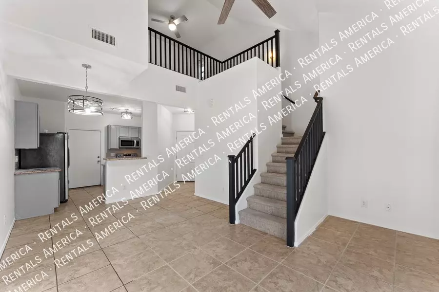 1015 S VAL VISTA Drive photo 3