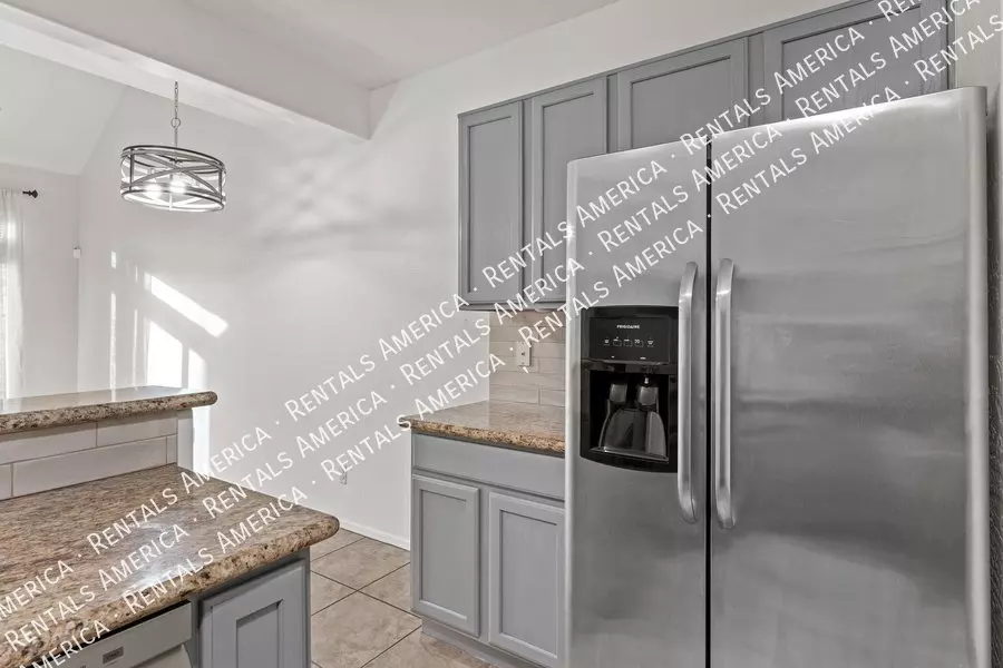1015 S VAL VISTA Drive photo 5