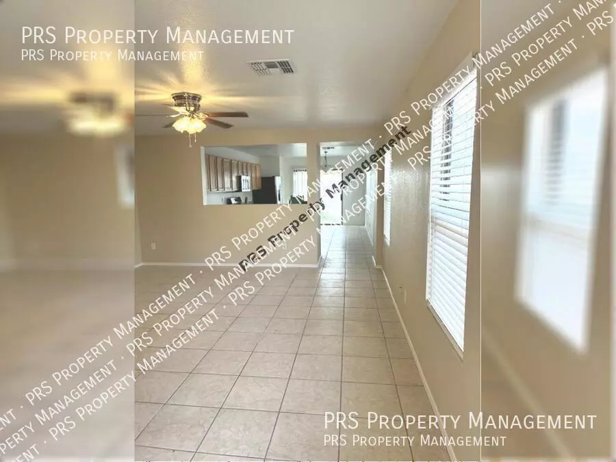 1042 S Clancy Cir Mesa, AZ 85208 photo 5