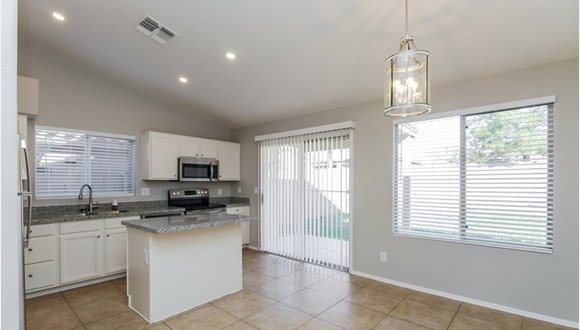 10736 E El Moro Ave photo 3