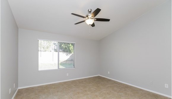 10736 E El Moro Ave photo 5