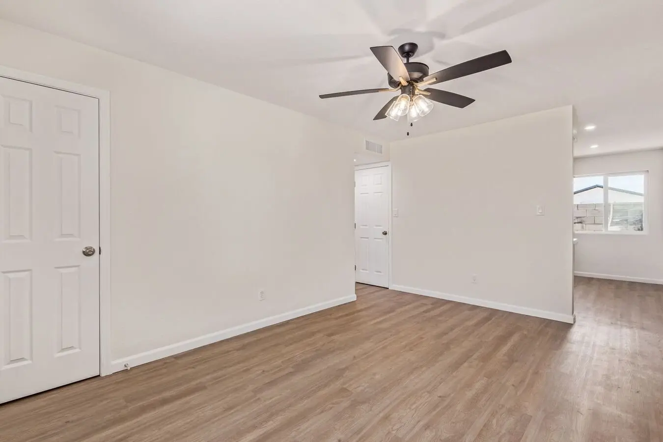 1444 E Broadway Rd Mesa, AZ 85204 photo 3